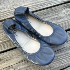 The Storehouse Flats Womens Size 8 Navy Leather Foldable Ballet Flats