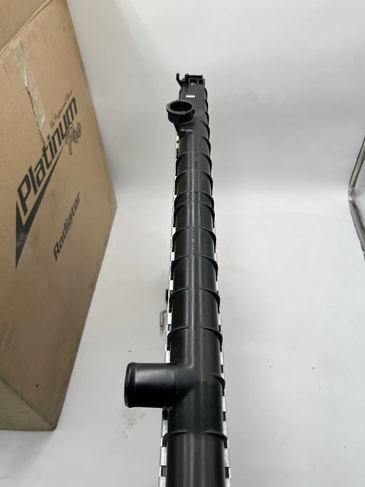 RAD1778 New Replacement Radiator Fits 1995-2004 Toyota Tacoma - Image 3 of 4