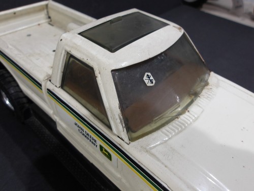 Vintage Ertl John Deere Company Pressed Steel GMC Pickup Truck #0979 - Picture 7 of 12
