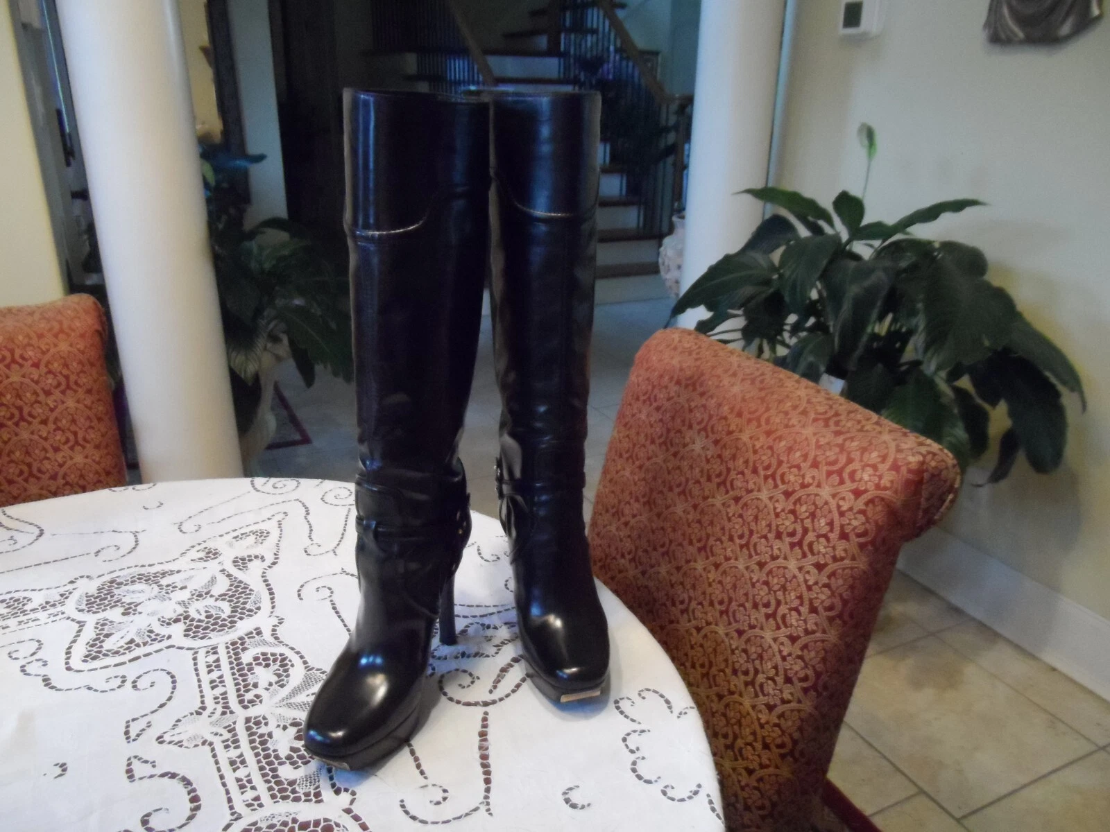Bottes plates Gucci en cuir noir pointure 39,5C