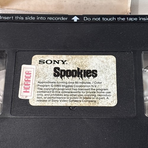 Spookies vhs Sony 1985 Horror SFX Halloween rare vhtf Free Shipping - Picture 12 of 15