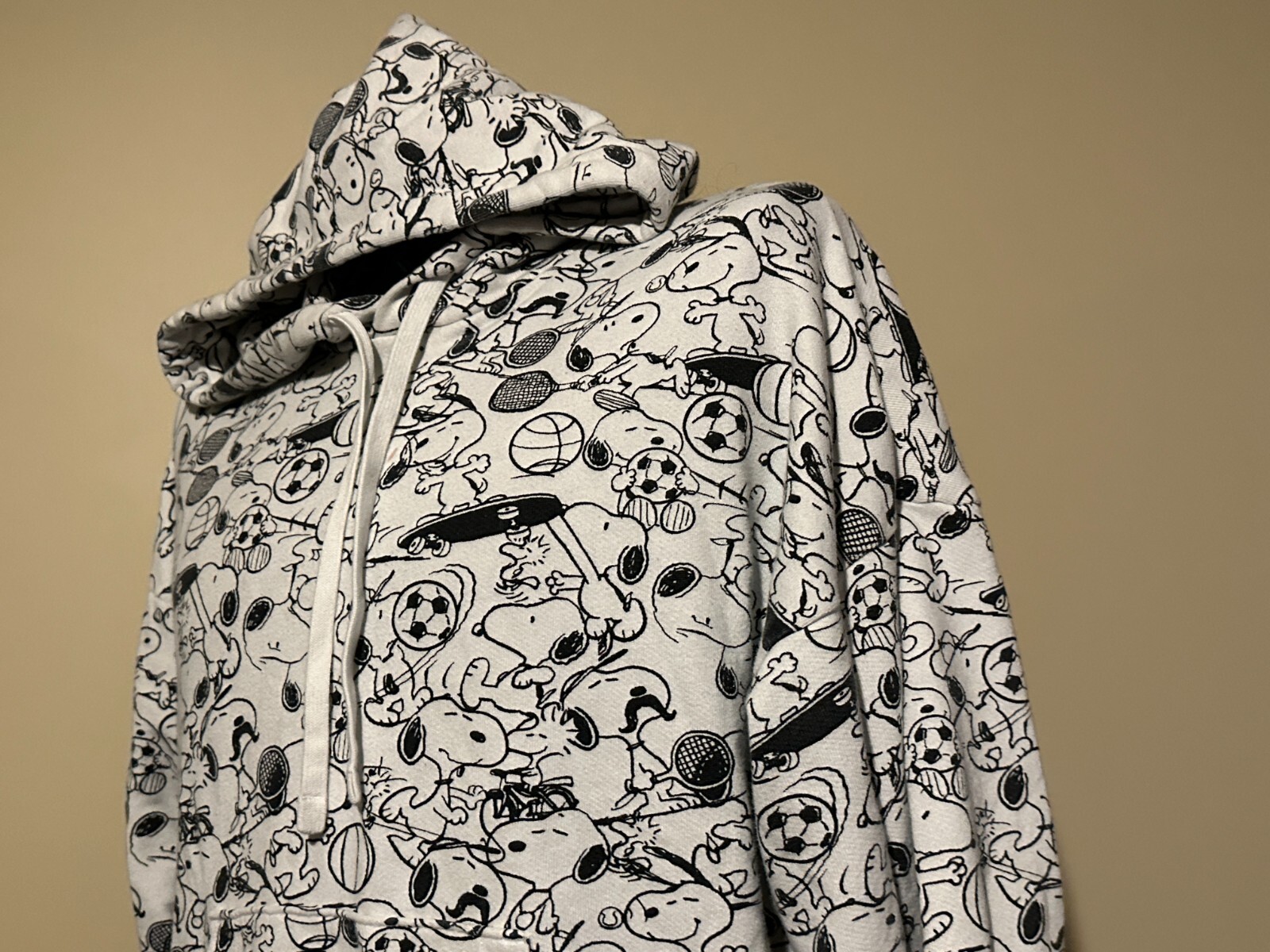 PEANUTS LEVI'S X SNOOPY allover print HOODIE Pullove… Gem