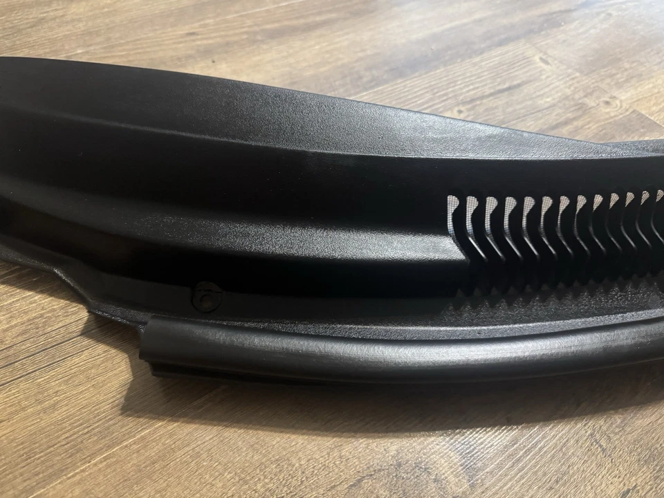 93-02 Chevy Camaro Pontiac Firebird Limpiaparabrisas Cubierta OEM GM ¡BONITO! Foto 2 de 4