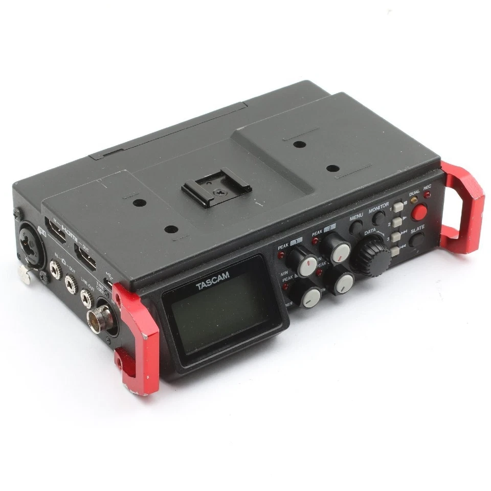 Tascam DR701D 6Track Field Audio Recorder Tested w Accessories Japan - Image 3 of 4