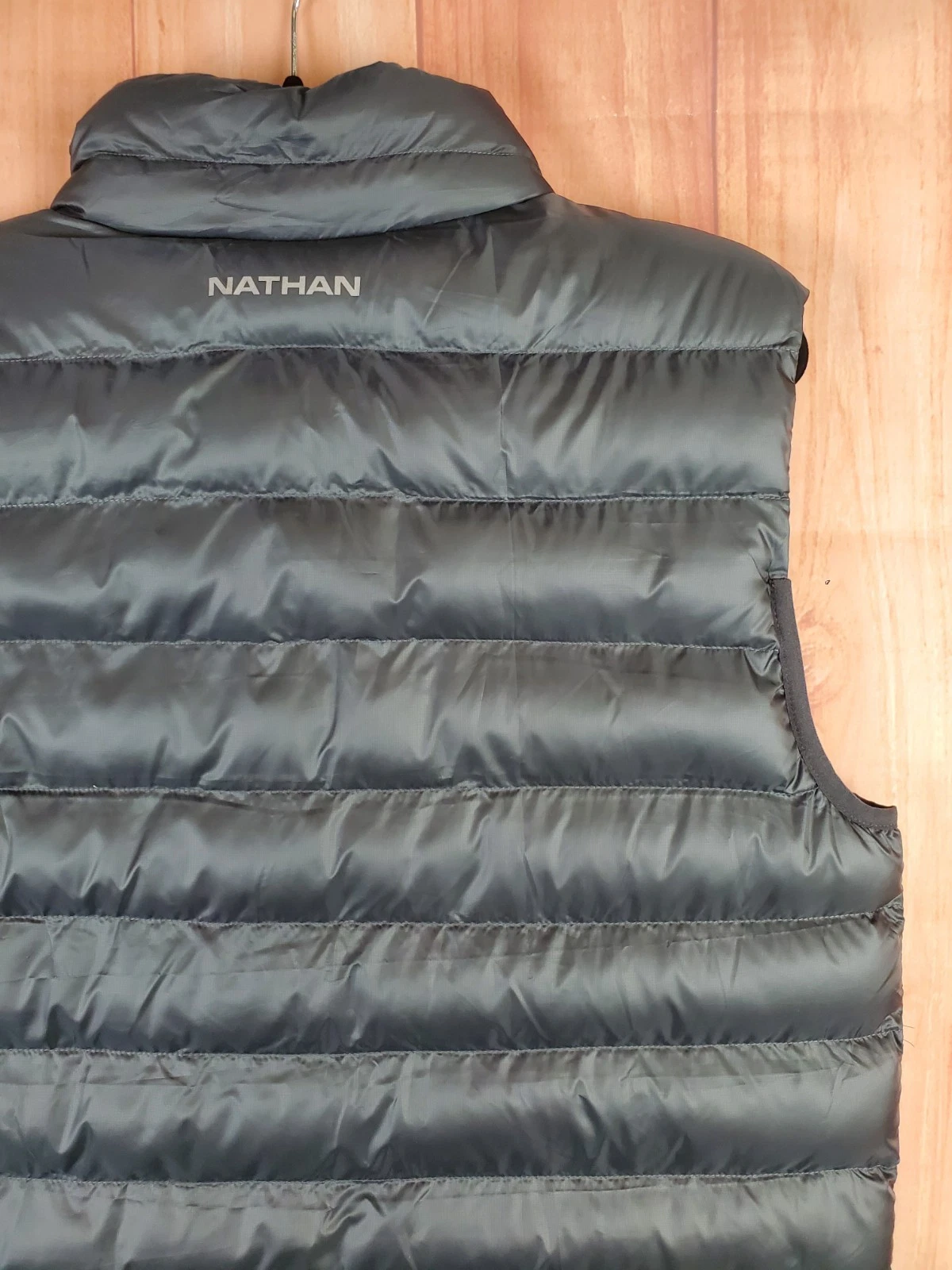 Nathan Mens Puffer Vest Sz Medium Gray Full Zip Secure Pockets Windproof Mock - product detail image 9