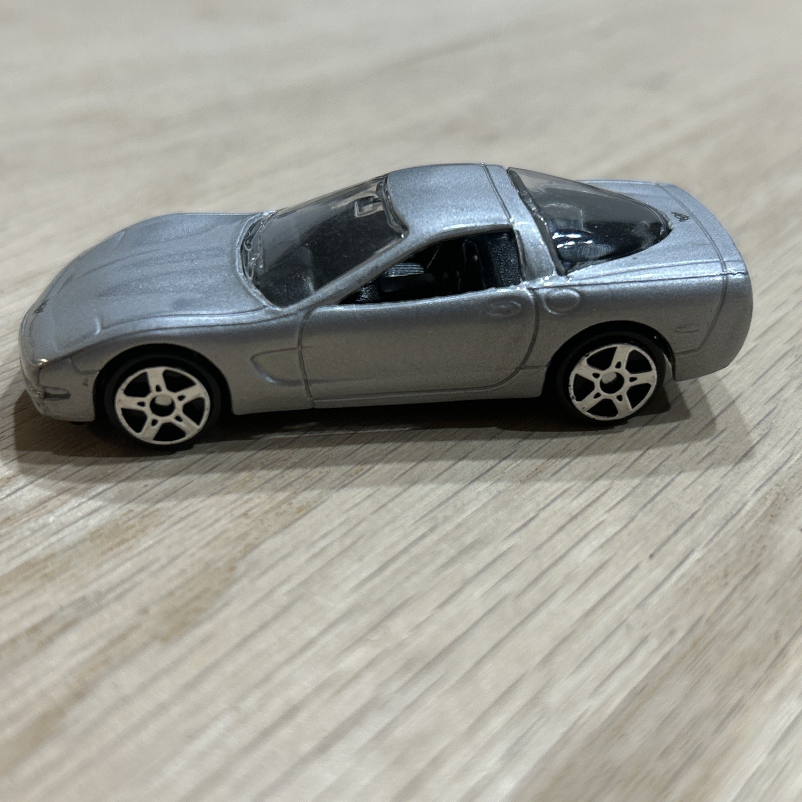 Picture 1 of 6