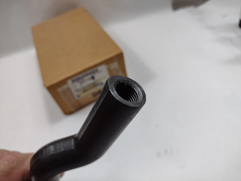 Barra de amarre de dirección genuina OEM GM Cadillac CTS extremo 2008-2015 19177443 Foto 4 de 4