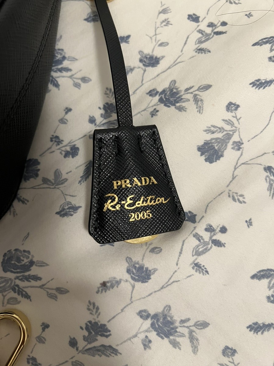 PRADA Re-Edition 2005 Black Saffiano Leather Shoulder Bag | eBay