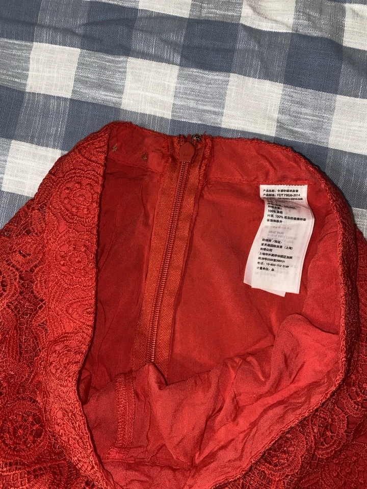 Hollister Red Lace Mini Skirt Size 3 - Image 3 of 4