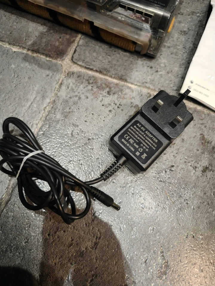 Shark DuoClean Pet Vacuum Cleaner IF200UKT 31 Handheld Working with Wand & Head - Image 3 of 4