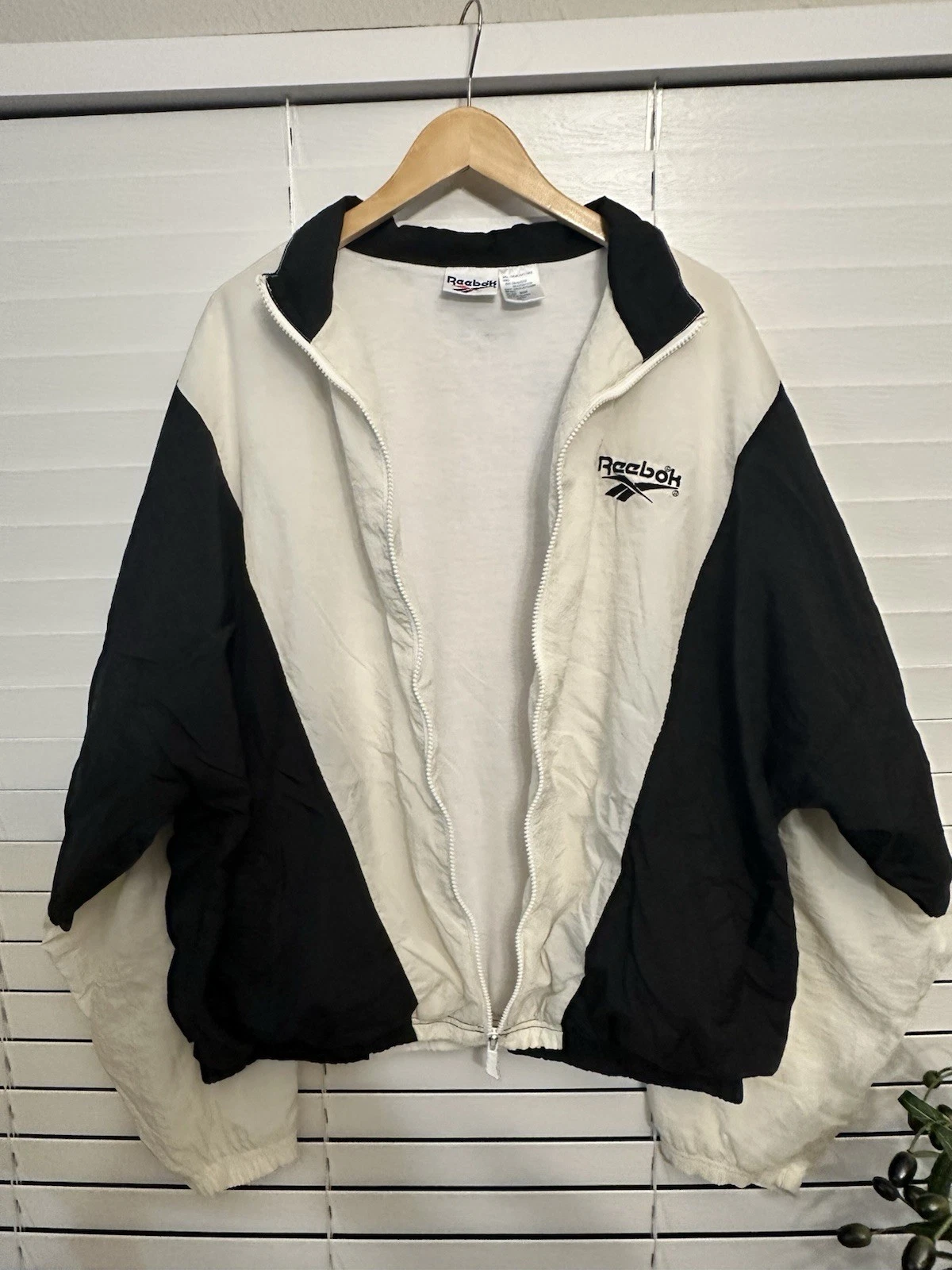 90s Reebok Track Jacket Size XL Black and White - product detail image 3