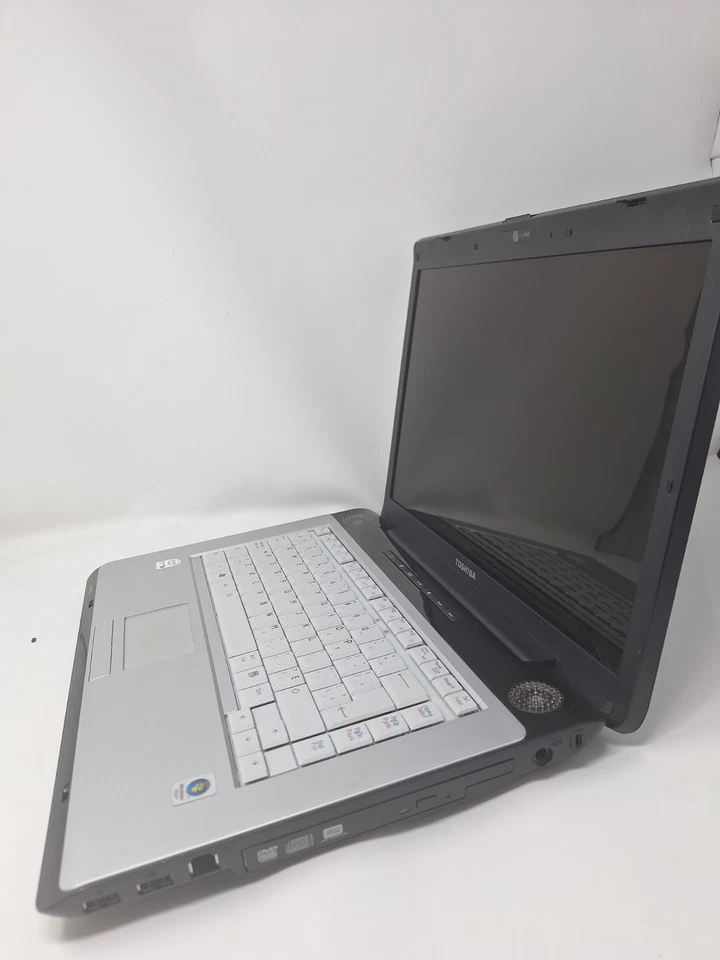 Toshiba Satellite A200 Laptop T2130 1GB RAM 105GB DVD *Requires New Battery* - Image 3 of 4