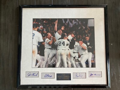 New York Yankees signed 26x24. Joe Girardi Mariano Rivera Joe Torre Jim Leyritz