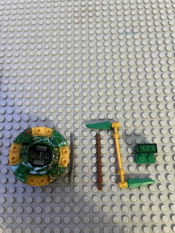 Conjunto Lego Ninjago: Lloyd Zx (9574) aposentado em 2012 (verifique a descrição para detalhes) - Imagem 4 de 4