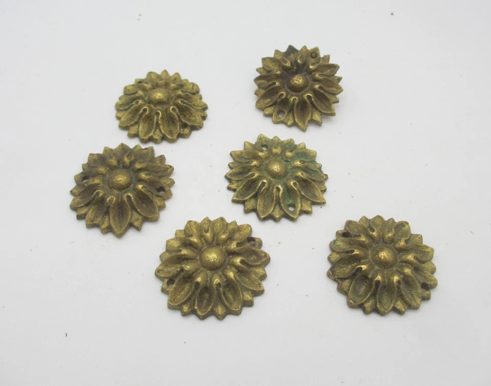 Victorian Brass Ormolu Furniture Hardware Mount French Flower Antique - £4each - Image 2 of 4