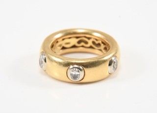 O09B03 Carl Bucherer gold 750 18ct ring natural diamonds condition approx 0.54ct