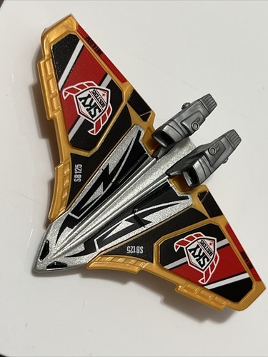 MATCHBOX Sky Busters BATTLE BOMBER DIE CAST STEALTH JET PLANE SB125 Gold Red - Picture 4 of 4