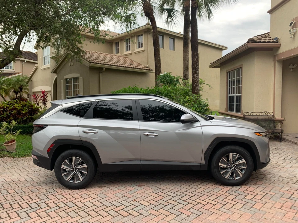 DIY 预切高级 3M 陶瓷窗色调套件现代图森 2000 - 24 全窗 — 第 3/4 张图片