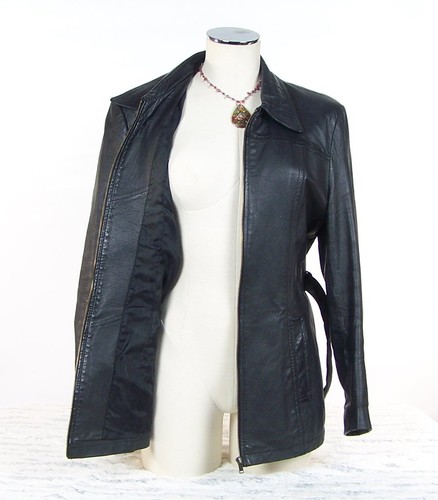 Women's Medium Black Real Leather Jacket Belted /Zip Very Nice Condition Clean!! - Picture 4 of 11