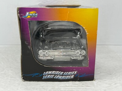 Jada Street Low 1960 Chevy Impala Coupe Lowrider Series 1:24