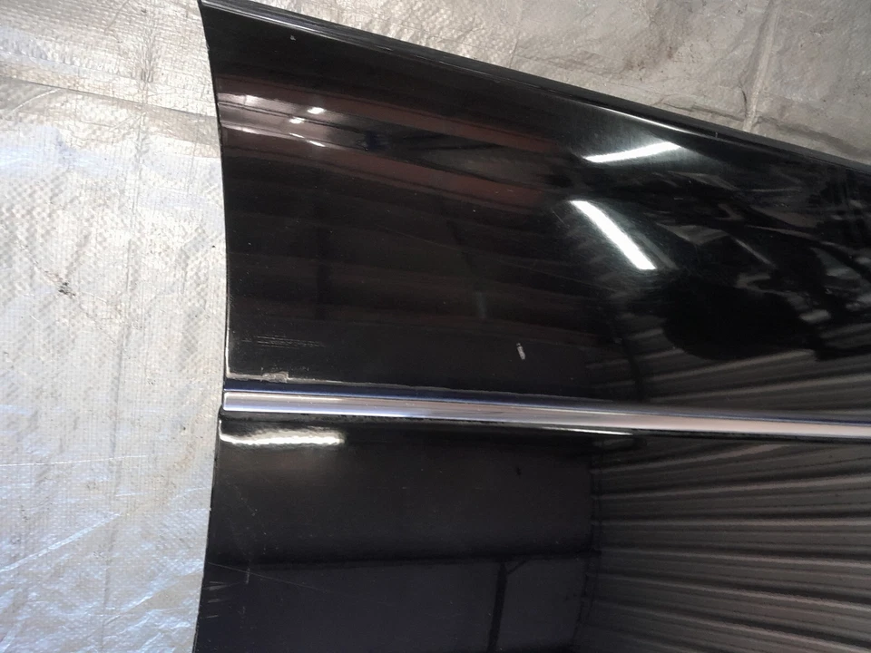 2001-2006 LEXUS LS430 FRONT LEFT DRIVER  SIDE DOOR SHELL 2002 2003 2004 - Image 2 of 4