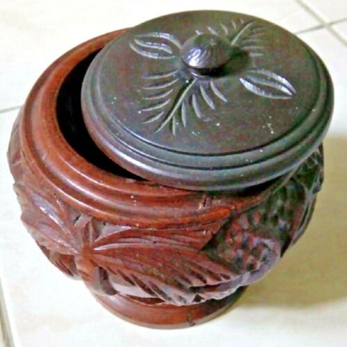 Tabatière - Pot en bois sculpté artisanal et son couvercle décoratif. NEUF. - Photo 1/4