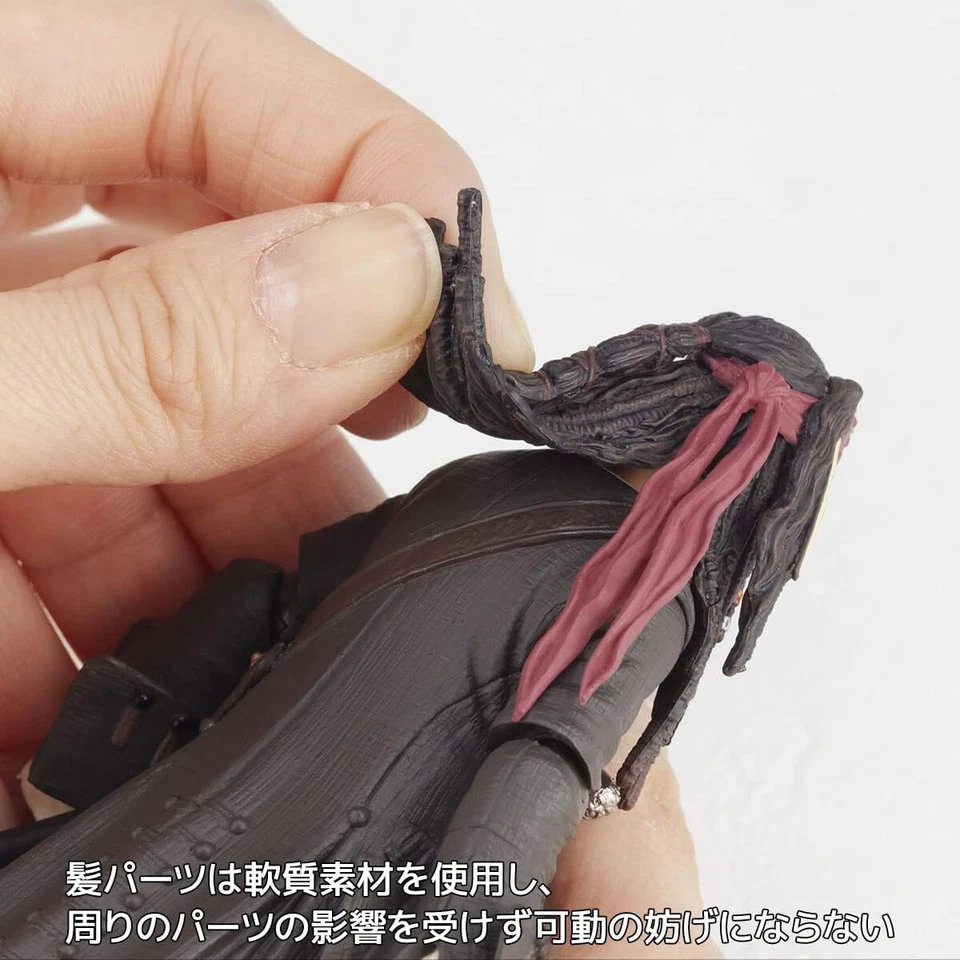 KAIYODO REVOLTECH Pirates of the Caribbean JACK SPARROW w/ Tracking NEW - Image 4 of 4