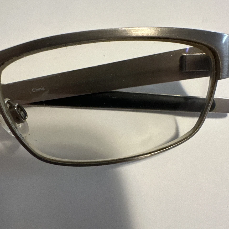 Marco de gafas Oakley 22-199 de segunda mano con placa de metal cromado cepillado 53-18-140 Foto 3 de 4