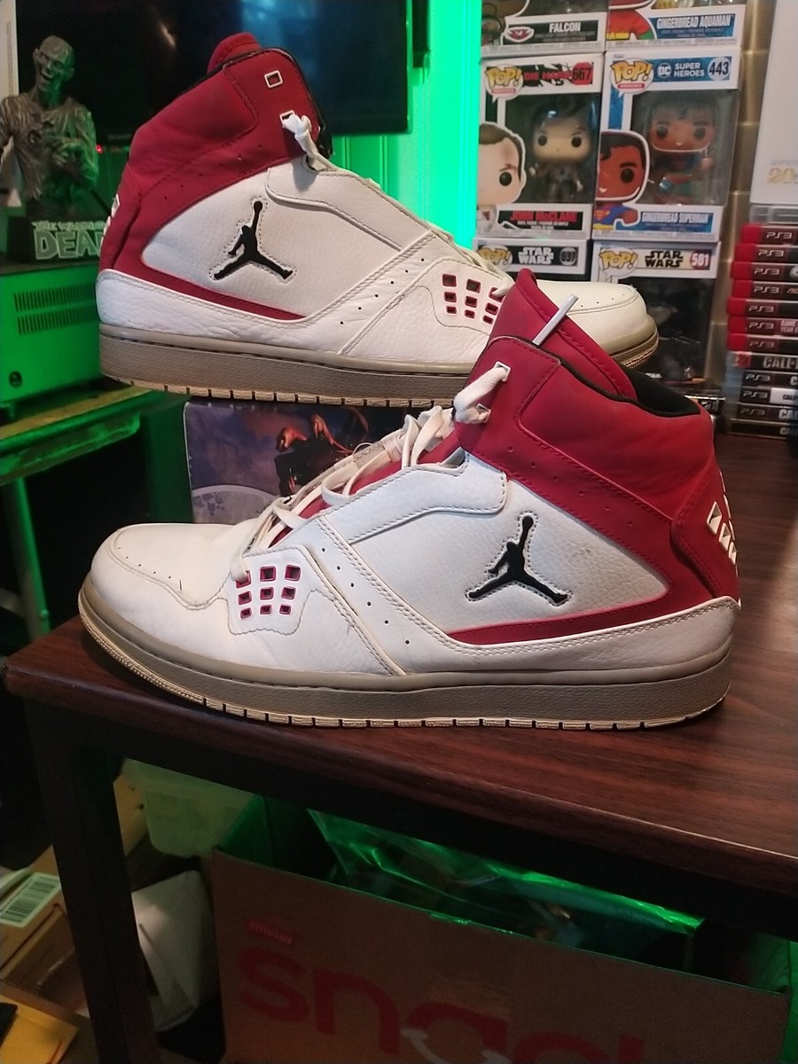 Size 11 Jordan Flight Red 372704-124