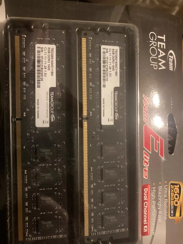 TEAM GROUP 16GB (2x8GB) DDR3 1600 TED38G1600C11BK Set 1.5v - Bild 1 von 1