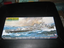 Sealed DD-710 Gearing U.S. Navy Destroyer in 1/700 scale by Pit-Road Skywave