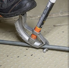 Klein Tools 51607 Aluminum Conduit Bender 3/4-Inch EMT, Wide Foot Pedal