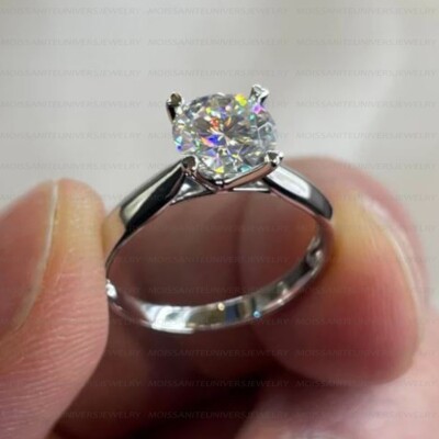 1.70 CTW Round Cut DVVS1 Moissanite Bridal Wedding Ring 14K White Gold Plated