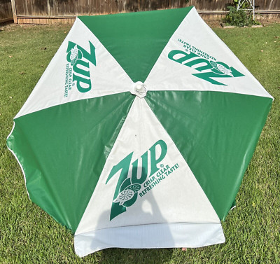 Vintage 7UP Soda Brand Bar Patio Umbrella Table Advertising Logo Pop Green White