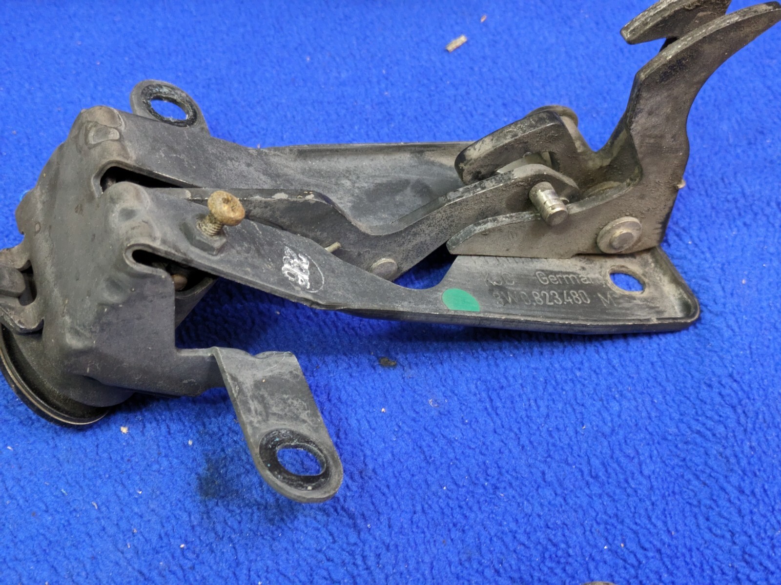 +bolts oem Bentley Continental Gt Gtc & Flying Spur Hood Lock Latch