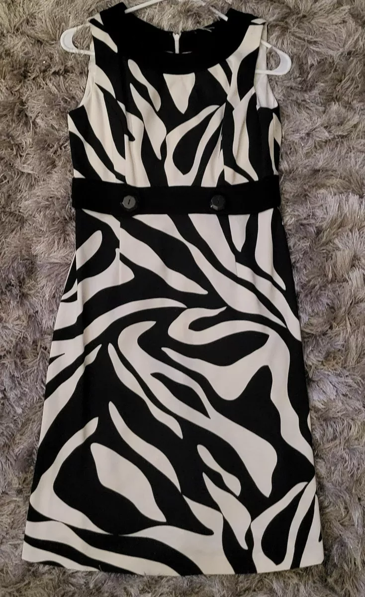 Black and white knit dress cheap