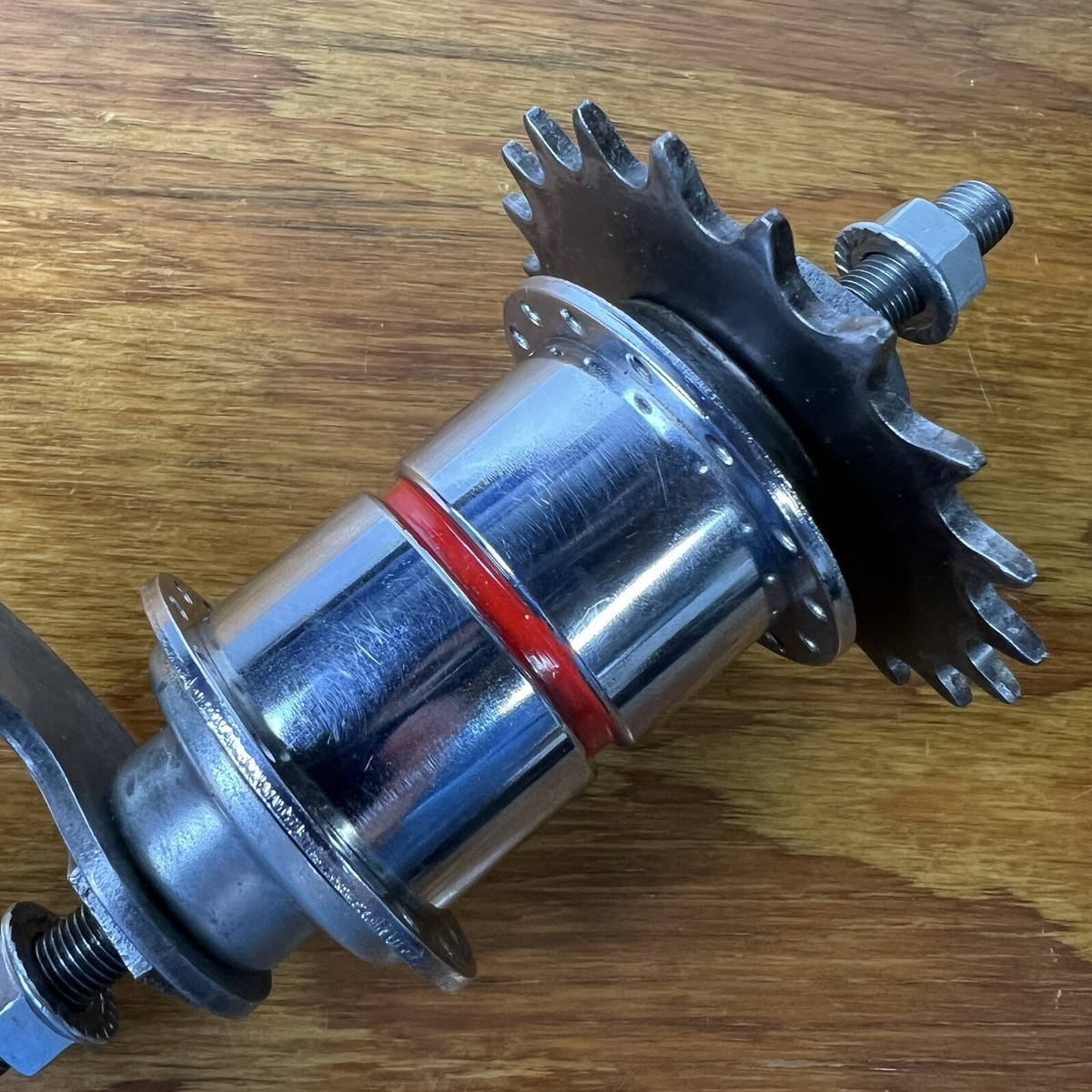 SCHWINN BENDIX 28 HOLE RED BAND COASTER BRAKE HUB USA MADE SCHWINN BENDIX 28 HOLE RED BAND COASTER BRAKE HUB USA MADE