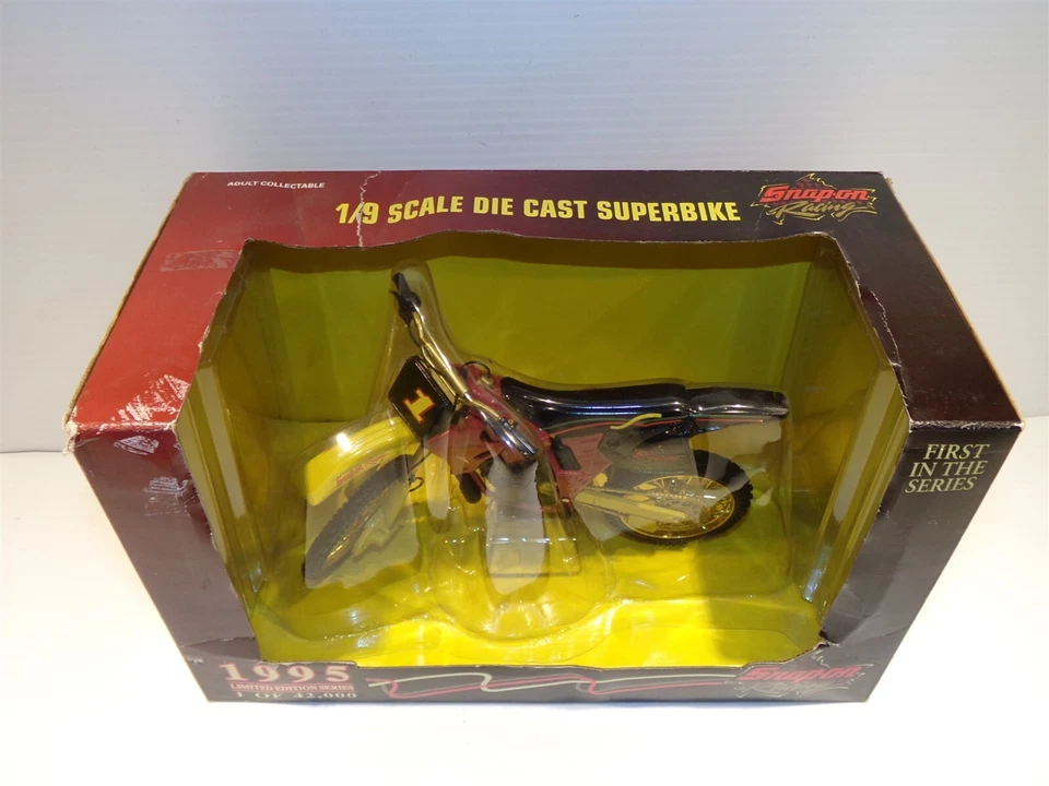 Honda Superbike 1995 Snap On Racing escala 1/9 primera de la serie Foto 2 de 4