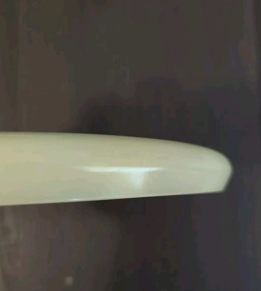 Special Edition STREAMLINE ECLIPSE PARACHUTE Putt & Approach 152g Glows Green  - Image 4 of 4