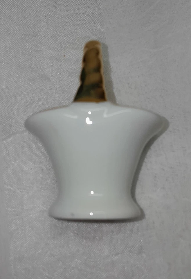 Small Vintage Porcelain Delft Style Basket  Windmill and golden accents. Japan - image 3 of 4