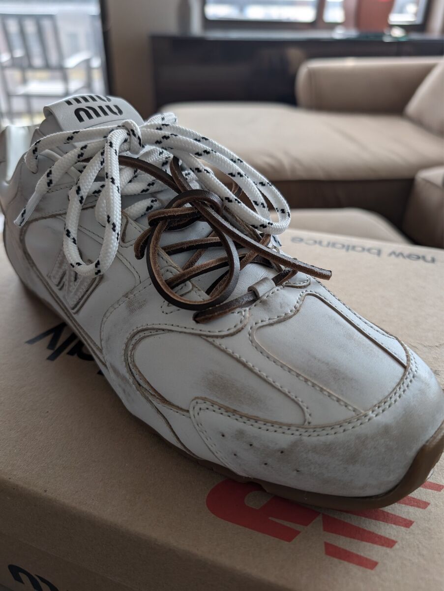 RARE Auth NWT Miu Miu x New Balance 530 - Size 43 White RARE Auth NWT Miu Miu x New Balance 530 - Size 43 White