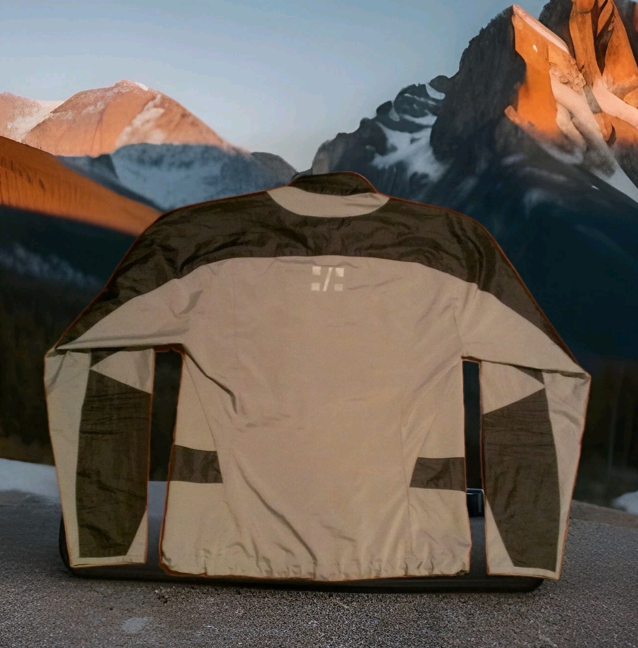 HELLY HANSEN ULTRA LIGHT JACKET PACKABLE RUNNING … - image 3