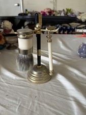Vintage Shaving Set Safety Razor Brush Toothbrush Stand Classic Grooming Kit