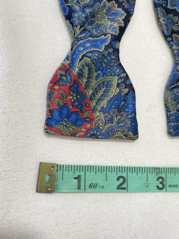 ASCOT blue Flower Silk Bow Tie Good Con - image 3 of 4