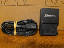 Official Nikon MH-62 Battery Charger for Coolpix P1 P2 S1  S3 Digital Cameras 