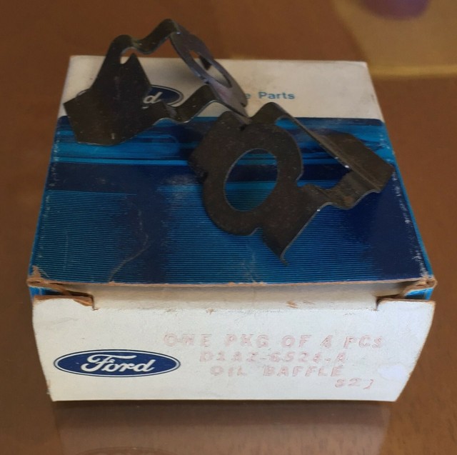 NOS 1971 1972 1973 1974 Ford Mustang Torino Rocker Oil Baffle 351c D1az