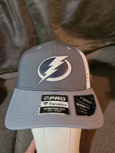Tampa Bay Lightning Fanatics Small/Medium Gray Flex Hat - Authentic NHL Cap New