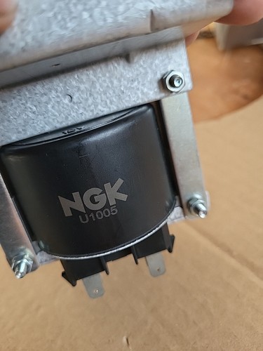 48057 NGK Bobina d'accensione U1005 per OPEL CORSA A B KADETT E ASTRA F OMEGA A - Imagen 6 de 9