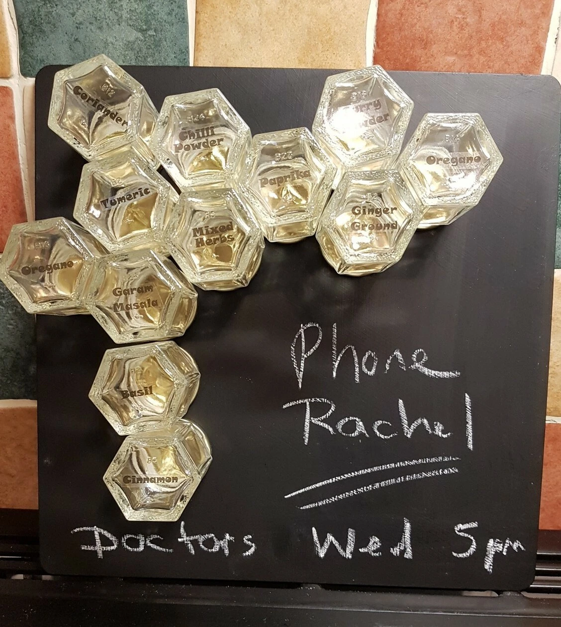 Chalkboard spice rack & airtight magnetic jars. 25cm sq wall mounted