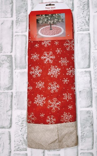 40 inch Christmas Tree Skirt Red w/ Snowflakes NEW - Picture 2 of 6